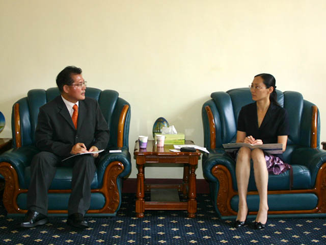 王琳副校长会见韩国釜山发展研究院代表团